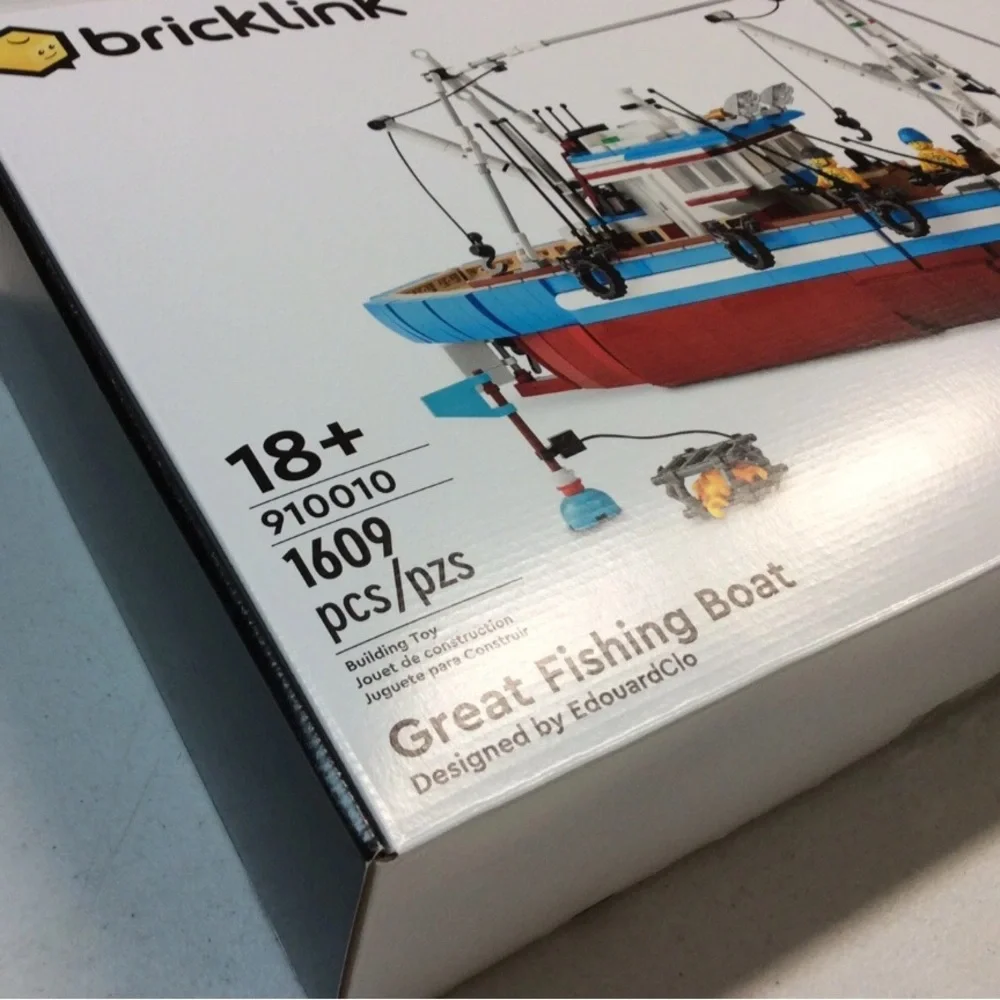 Retired LEGO Set 910010 Bricklink Designer Program The Great Fishing Boat